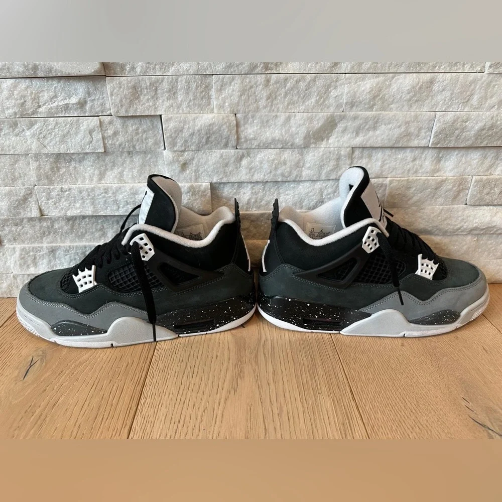 Jordan Retro 4 Fear - Picture 4 of 8